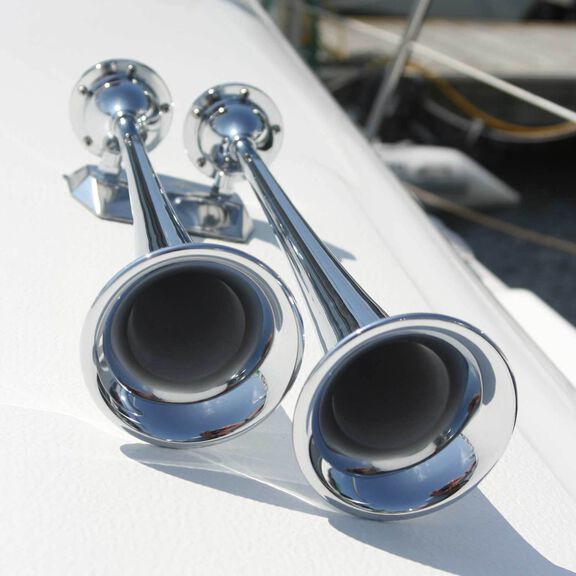 Dual-Trumpet &ldquo;Full Blast&rdquo; Air Horn image number 1