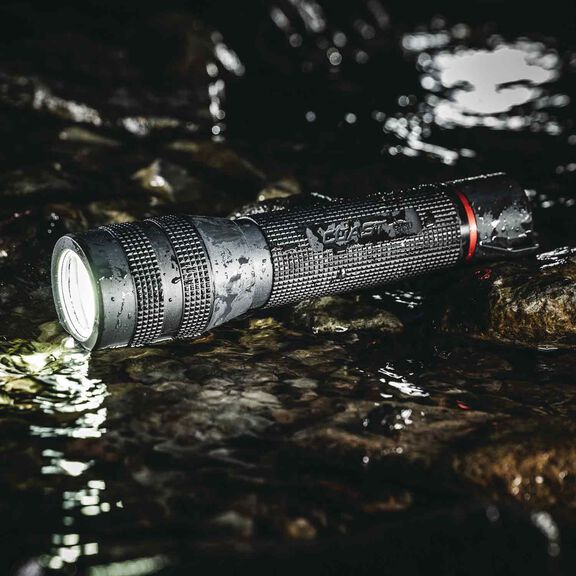 GX30 2300 Lumen Waterproof Flashlight image number 2