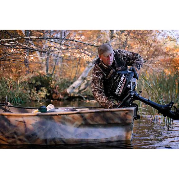 Mercury 4hp Tiller FourStroke Outboard Motor - 15" Shaft, Manual Tilt/Trim, Manual Start image number 6