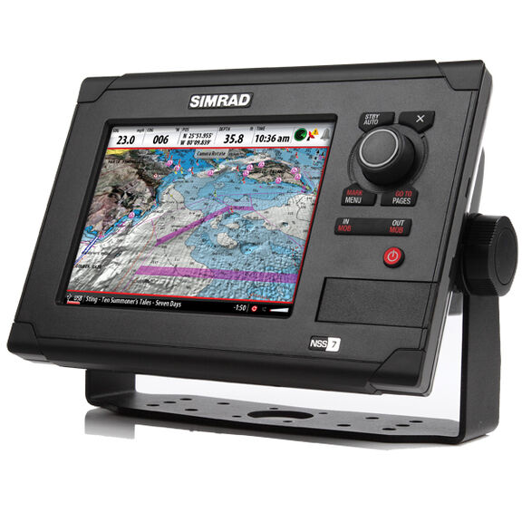NSS7 Combo GPS/Sonar MFD image number 0