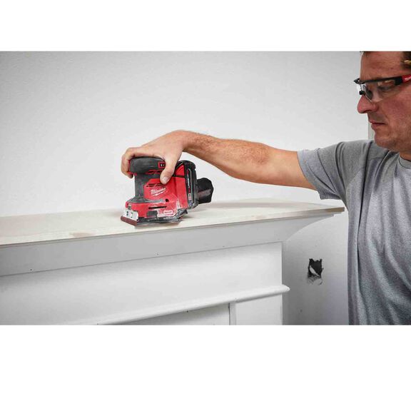 M18&trade; Orbital 1/4 Sheet Sander image number 2
