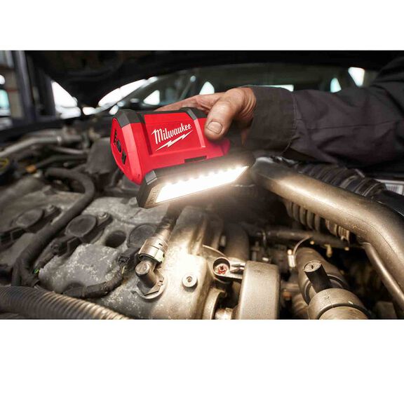 M12&trade; ROVER&trade; Service and Repair Flood Light with USB Charging image number 2