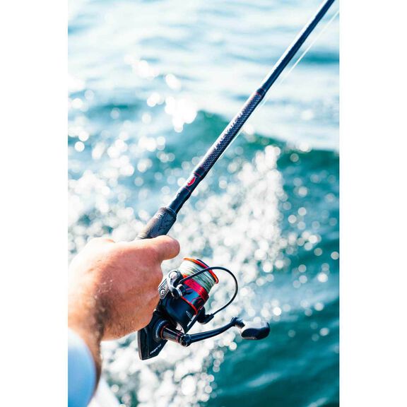 7' Prevail&reg; II/Fierce&reg; III 6000 Spinning Combo, Medium Heavy Power image number 7