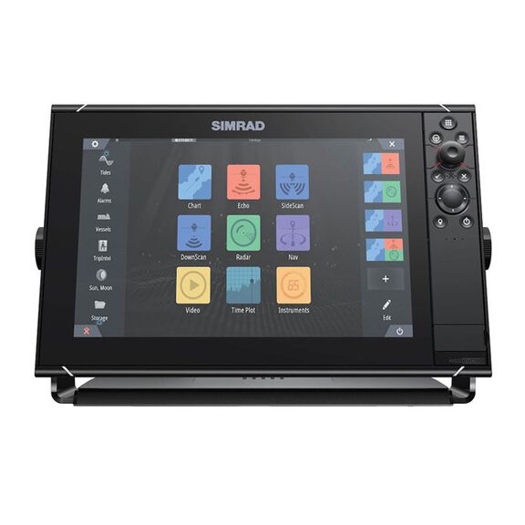 NSS12 evo3S Multifunction Display with US Inland and Coastal C-MAP Charts image number 0