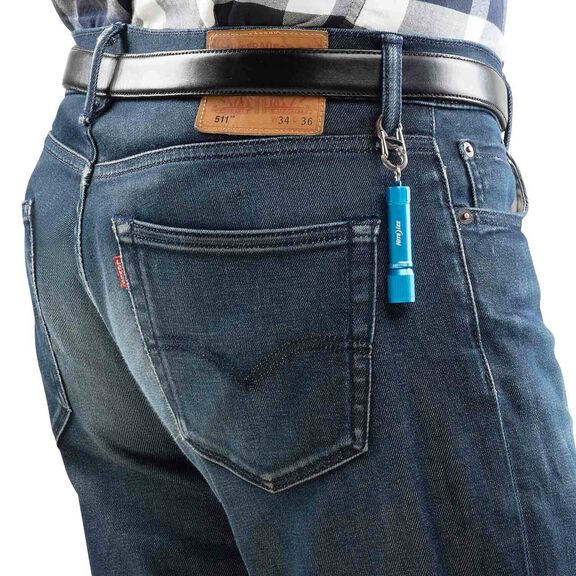 Radiant&reg; 100 Keychain Flashlight image number 5