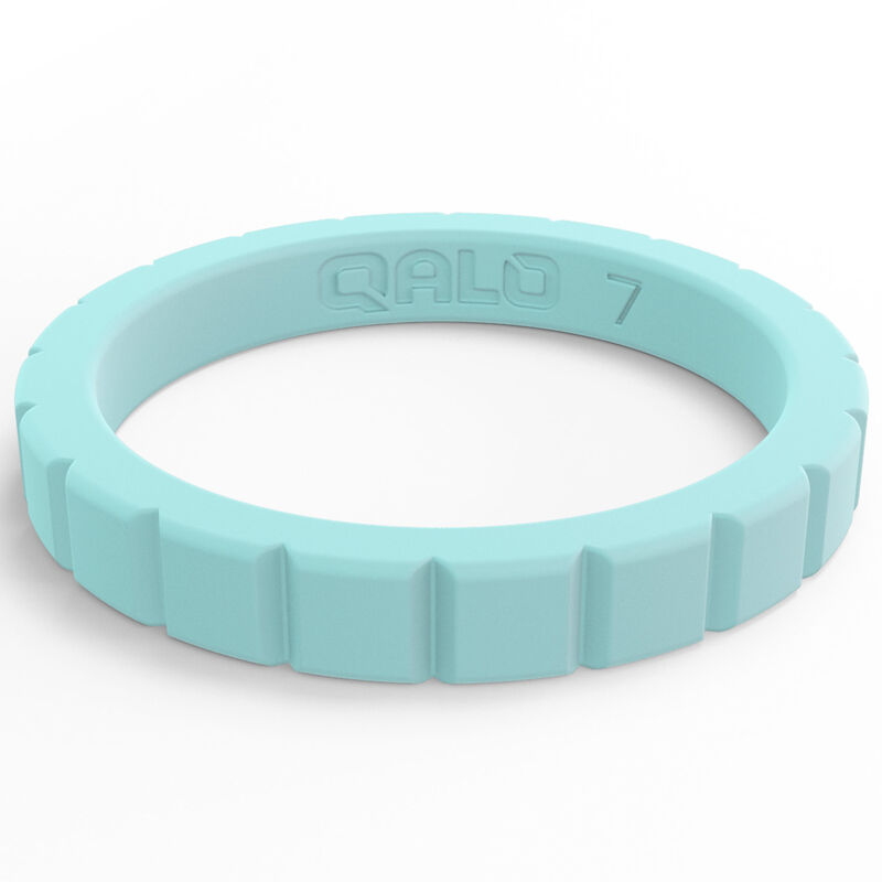 QALO Women's Melody Stackable Silicon Ring Set West Marine