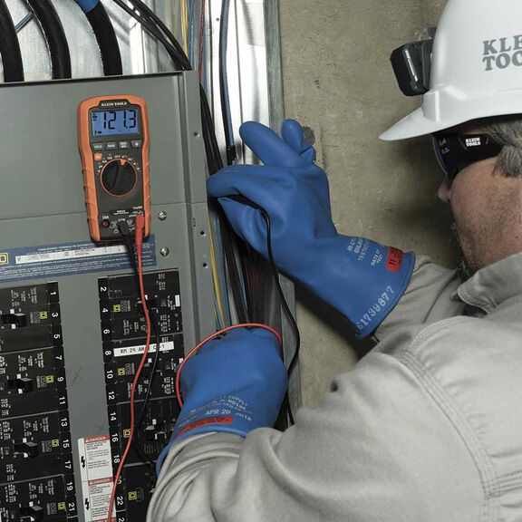 Digital Multimeter, TRMS Auto-Ranging, 600V, Temp image number 1