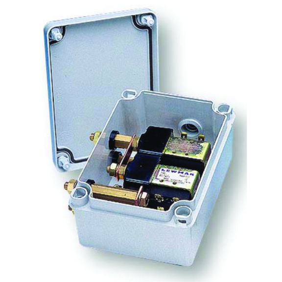 Windlass Contactor / Solenoids in Sealed Box - Dual Direction - 12V image number 1