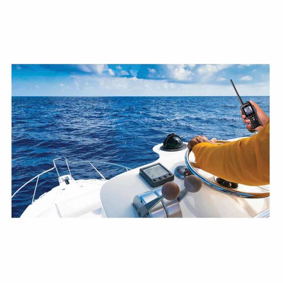 HX890BK Floating 6 Watt Class H DSC Handheld VHF/GPS Radio image number 3