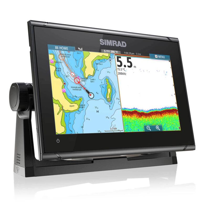 GO9 XSE Chartplotter Navigation Display with TotalScan Transducer image number 3