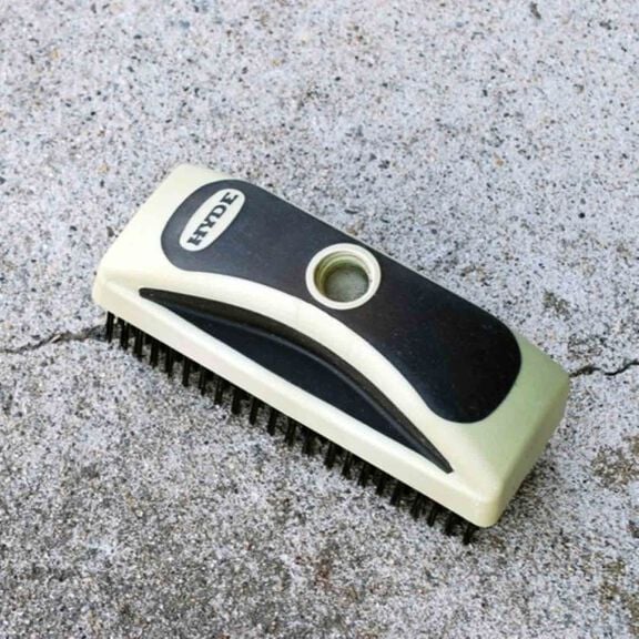 MaxxGrip Pro Wire Brush High Carbon Steel 6 3/4'' image number 1