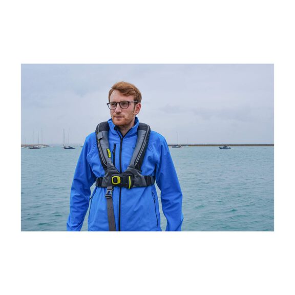 Automatic Inflatable DeckVest&trade; 6D with Harness image number 2