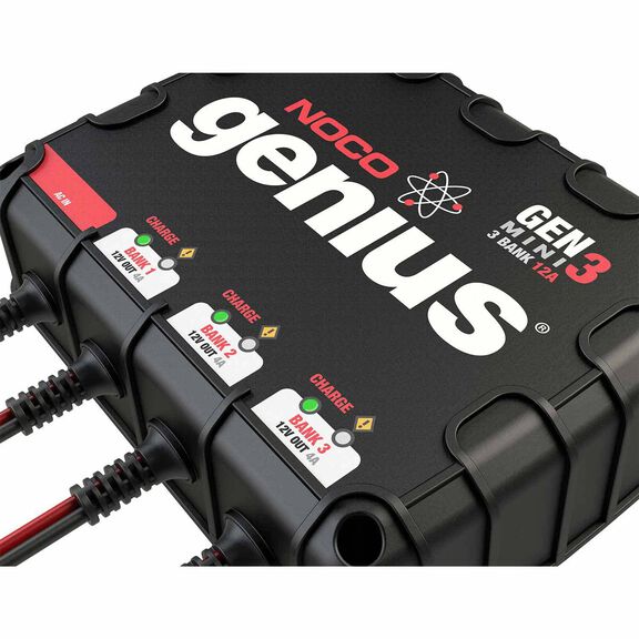 Case Packaging GENMini 3 Onboard Triple-Bank Battery Charger image number 2