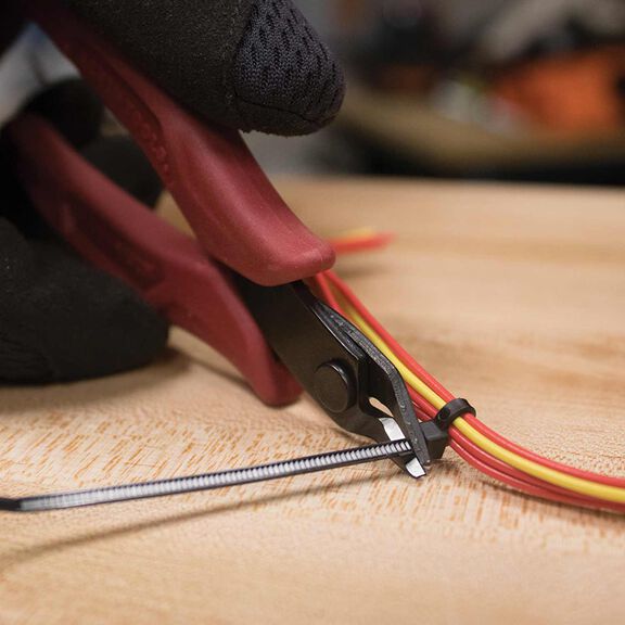 Diagonal Cutting Pliers, Flush Cutter, Lightweight, 5-Inch image number 4