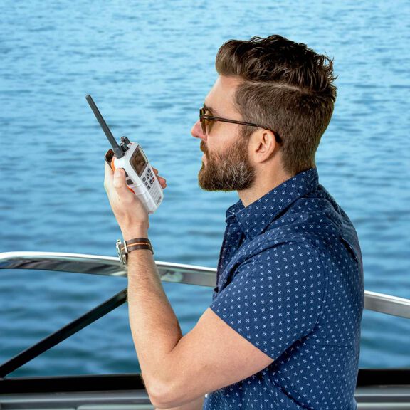 Cobra BlueBound 350 VHF Handheld Marine Radio - White image number 4