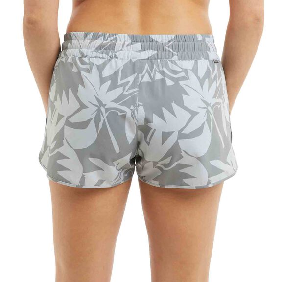 Women's El Nino La Paz Shorts image number 2