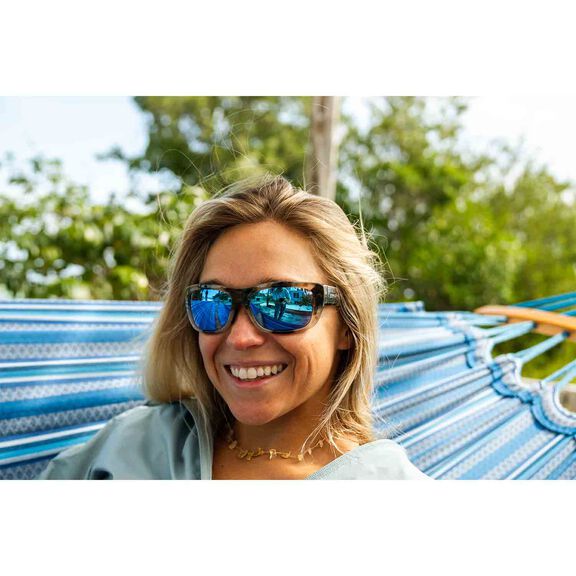 Women's Annette Polarized Sunglasses image number 4