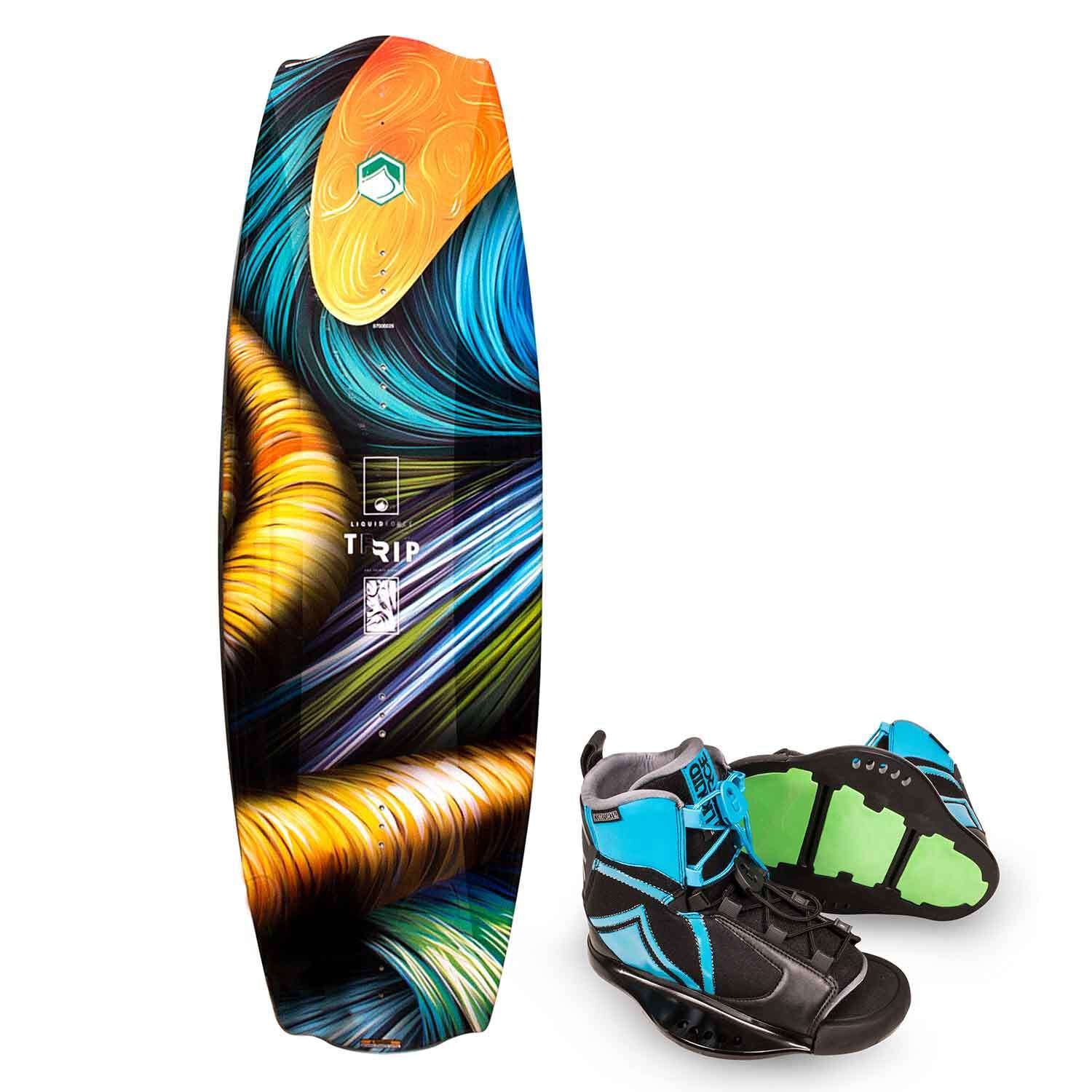 LIQUID FORCE 138 Classic Wakeboard with Tao Binding, Size, 10-12 LIQUID FORCE 138 Classic Wakeboard with Tao Binding, Size, 10-12