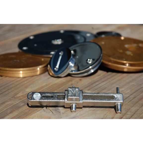 Universal Deck Key image number 2