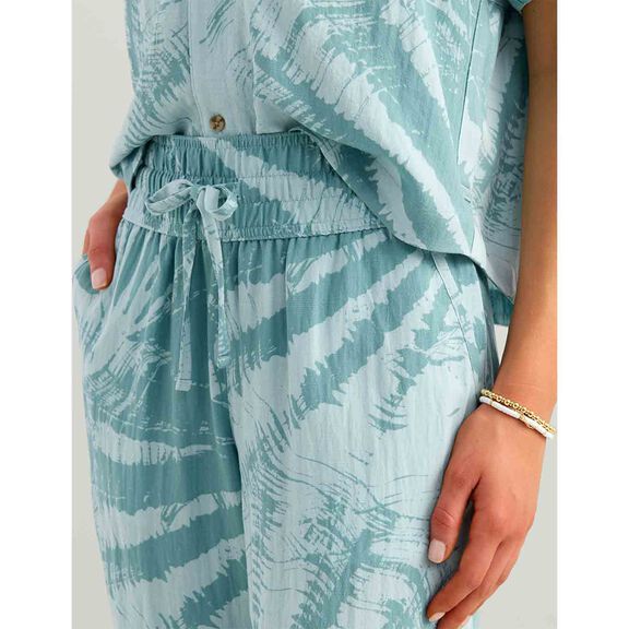 Women's Breezeway Printed Pants image number 2