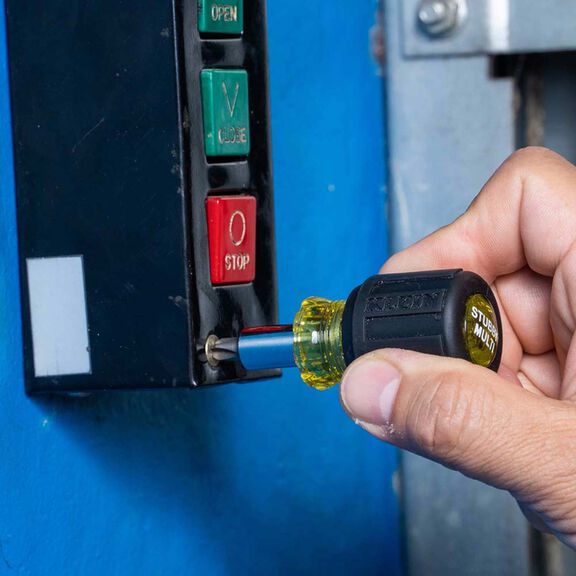 Multi-Bit Screwdriver / Nut Driver, 6-in-1, Stubby, Ph, Sl Bits image number 4