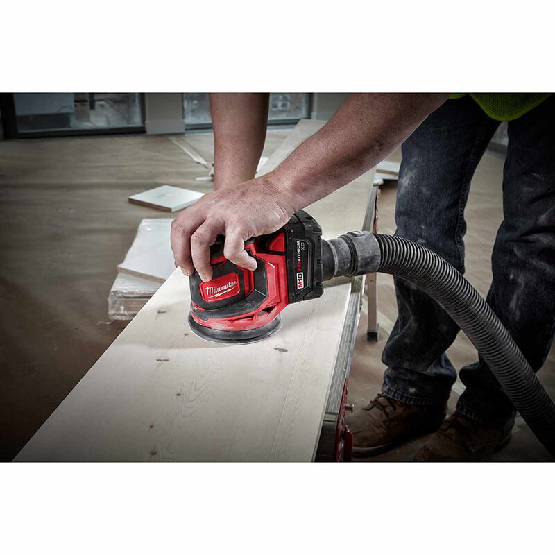 MILWAUKEE M18™ Random Orbit Sander West Marine