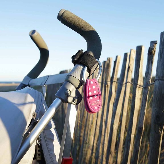 Mosquito Repellent Clip, Pink Polka Dot image number 2