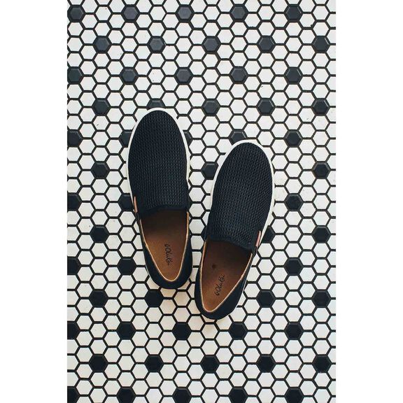 Women's Pehuea Slip-On Shoes image number 5