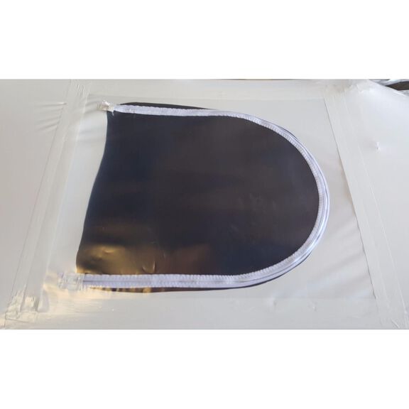 30&rdquo; x 48&rdquo; Zipper Access Door, White image number 1