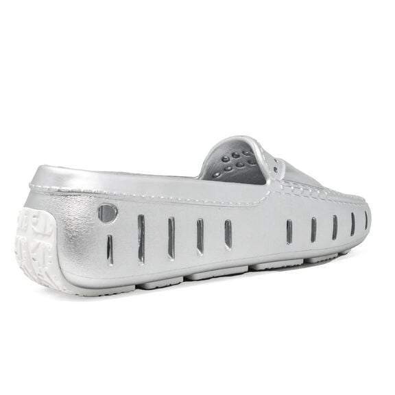 Women's Posh Metallic Shoes image number 1