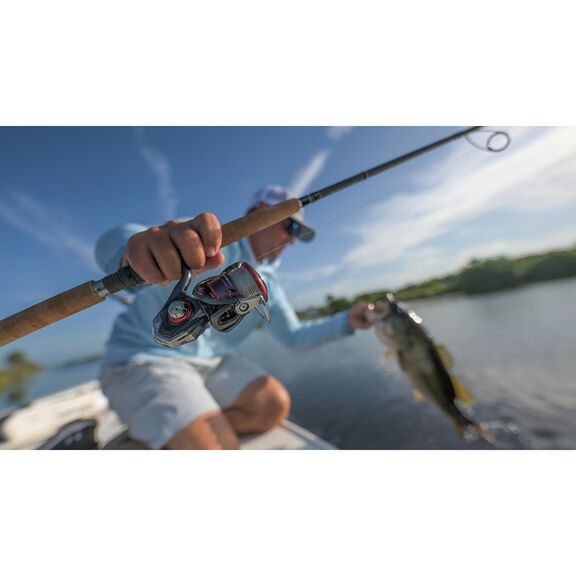 Ballistic LTMQ2500DXH Spinning Reel image number 3