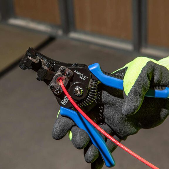 Katapult Wire Stripper and Cutter for Solid and Stranded Wire image number 4