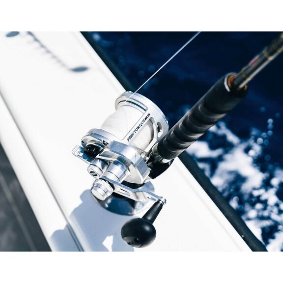 Torque&reg; 30S 2-Speed Lever Drag Conventional Reel image number 1