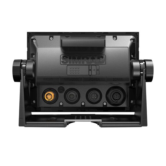 GO7 XSR Multifunction Display with 3G Broadband Radar, Navionics+ USA Charts and TotalScan&trade; Transducer image number 7