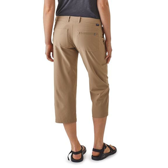 Women's Happy Hike Capris image number 1