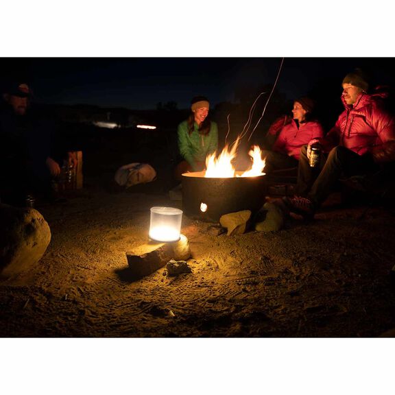 Luci&reg; Base Solar Inflatable Lantern & Power Bank image number 4