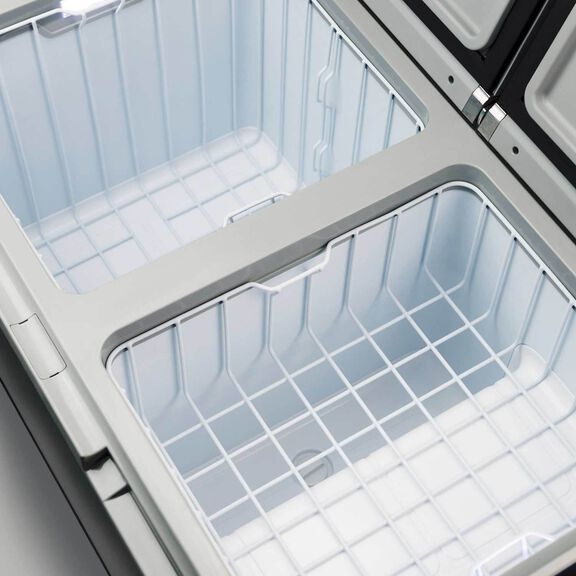 70 Liter Dual Zone AC/DC Portable Refrigerator/Freezer image number 2