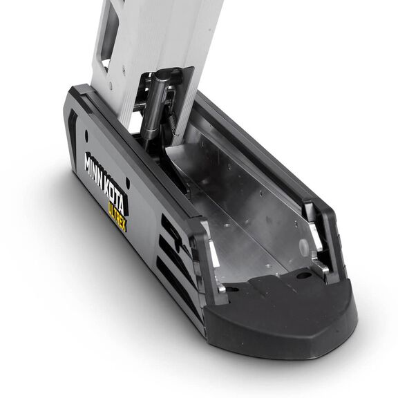 Ultrex i-Pilot Link Freshwater Bow-Mount Trolling Motors with MEGA Down/Side Imaging image number 2