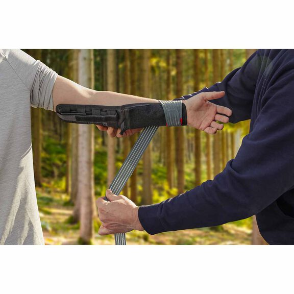 Marine First Aid Premium image number 3