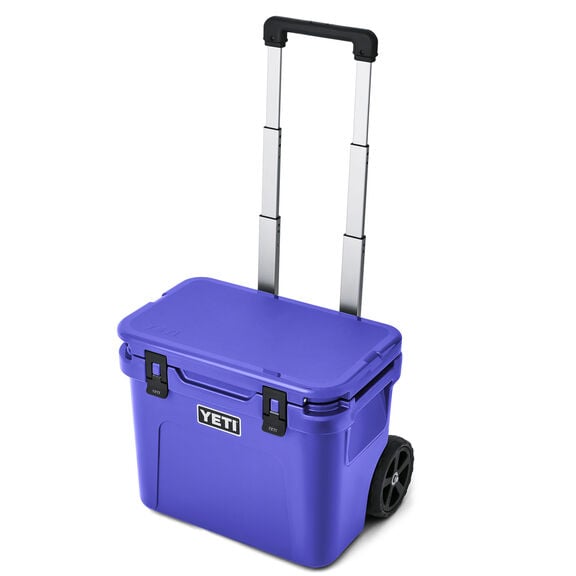 YETI Roadie® 32 Wheeled Marine Cooler