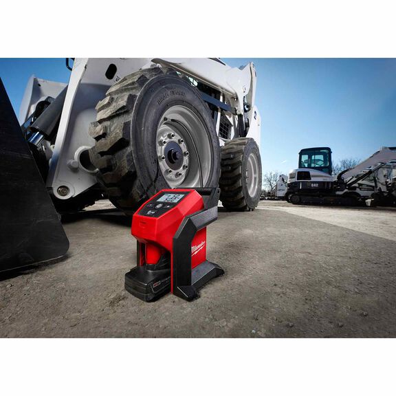 M12&trade; Compact Inflator Kit with XC 4.0 Battery Pack image number 6