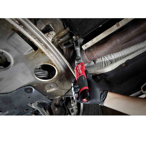 M12 FUEL&trade; 3/8" Extended Reach Ratchet image number 2