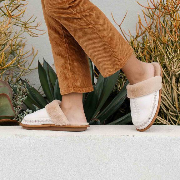 Women's Colima Mule&trade; Slippers image number 6