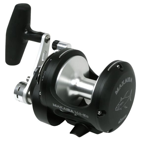 Makaira Sea Black Lever Drag Conventional Reels image number 0
