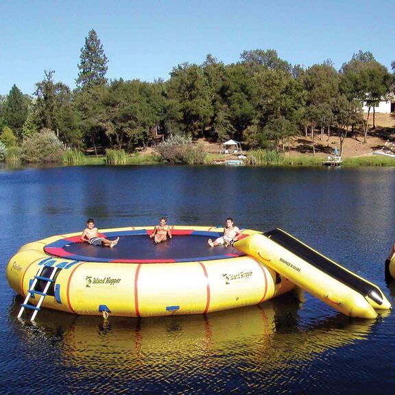 25' Island Hopper "Giant Jump" Trampoline image number 1