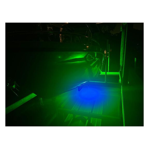 Apollo Iris Underwater Color LED Lighting System image number 4