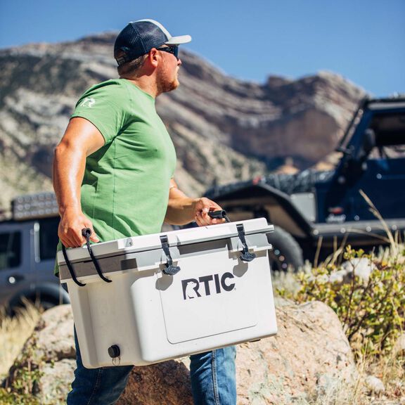 RTIC OUTDOORS RTIC 32 QT UltraLight Cooler, White & Grey