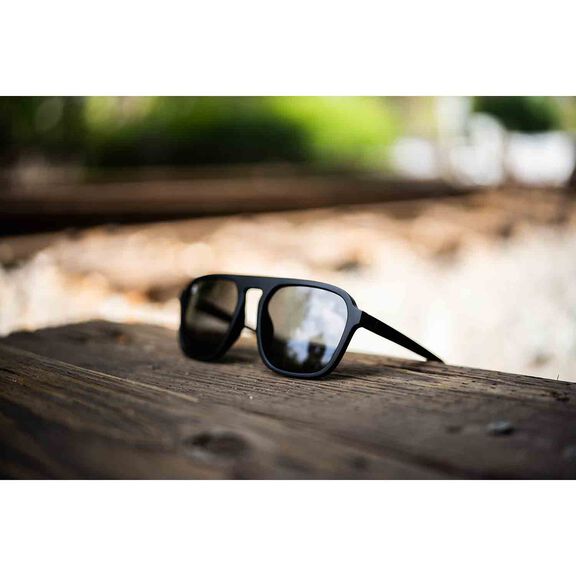 Pacific Palisades Polarized Sunglasses image number 5