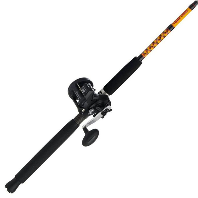 SHAKESPEARE 8'3 Ugly Stik Bigwater Conventional Combo