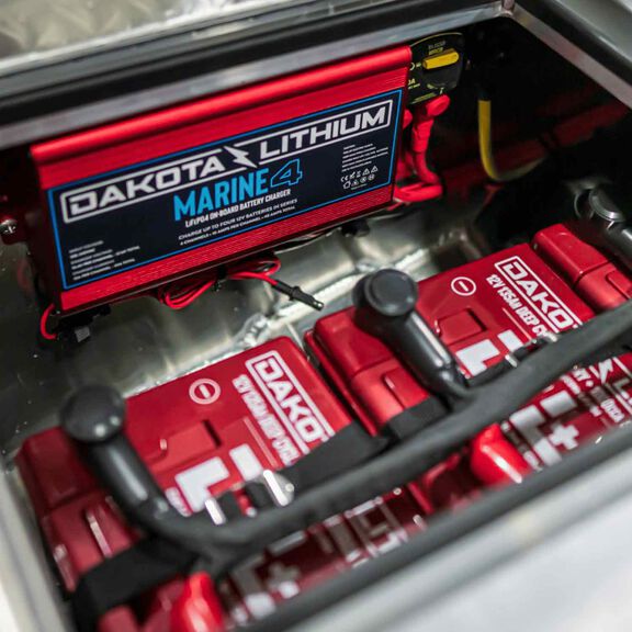 Marine 4 Waterproof Onboard Battery Charger with 24v Wiring image number 1